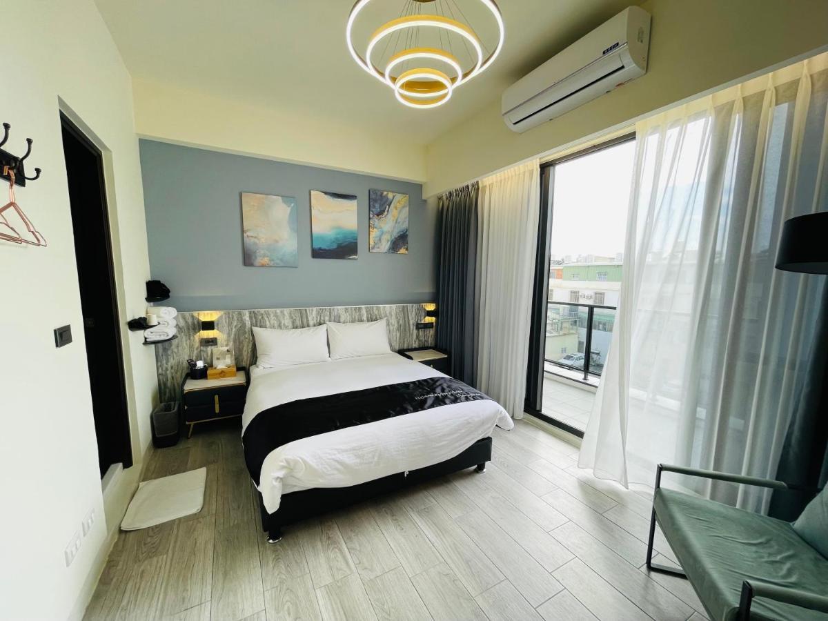 Six Seasons Inn - Qian He Tainan Exterior foto